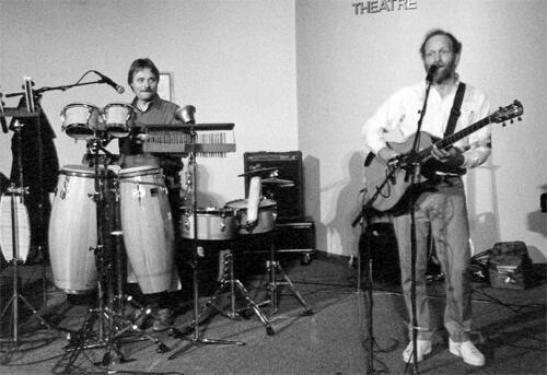 Fish performing with Valdy